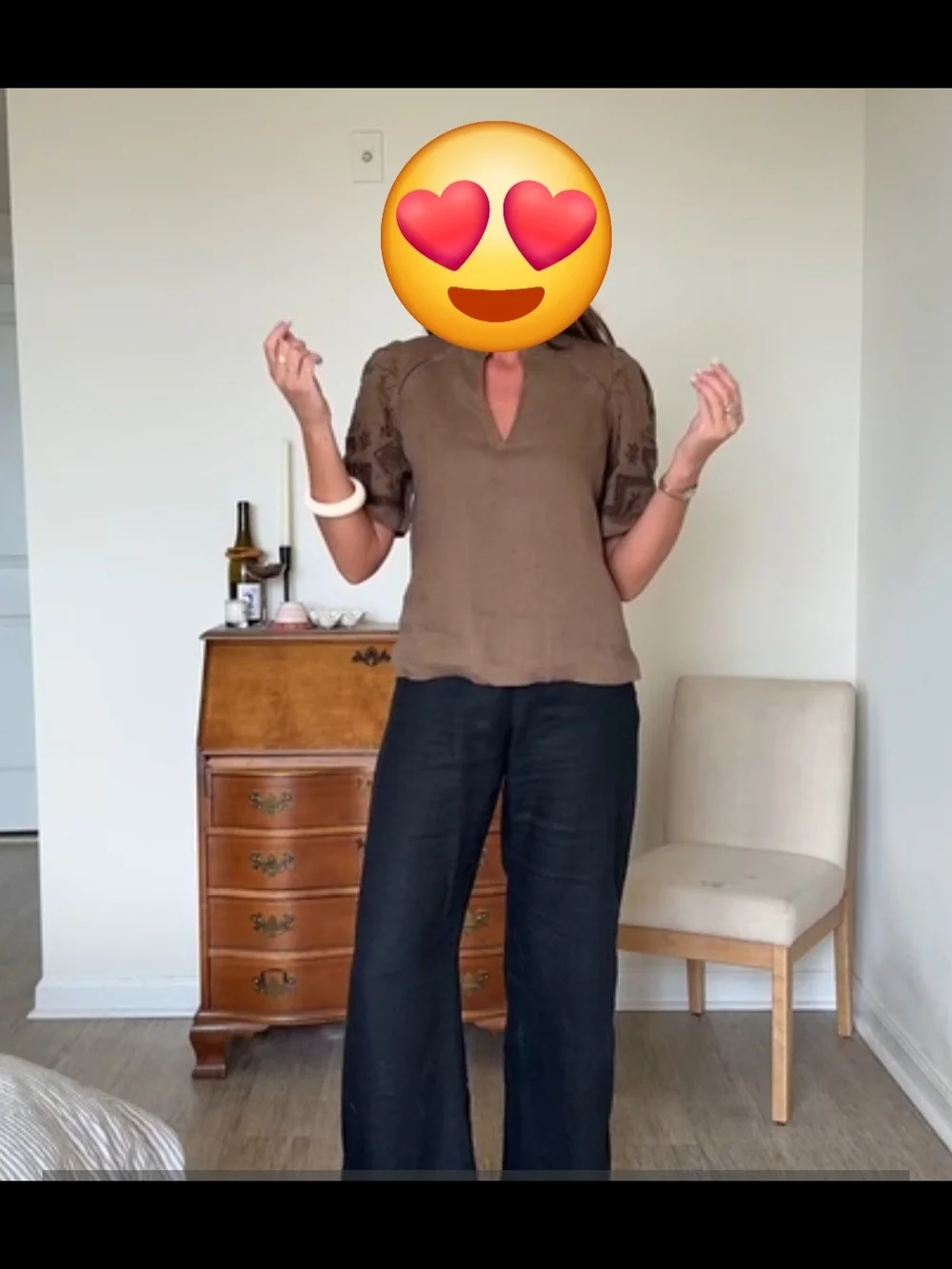 Banana Republic Embroidered Linen Puff-Sleeve Top